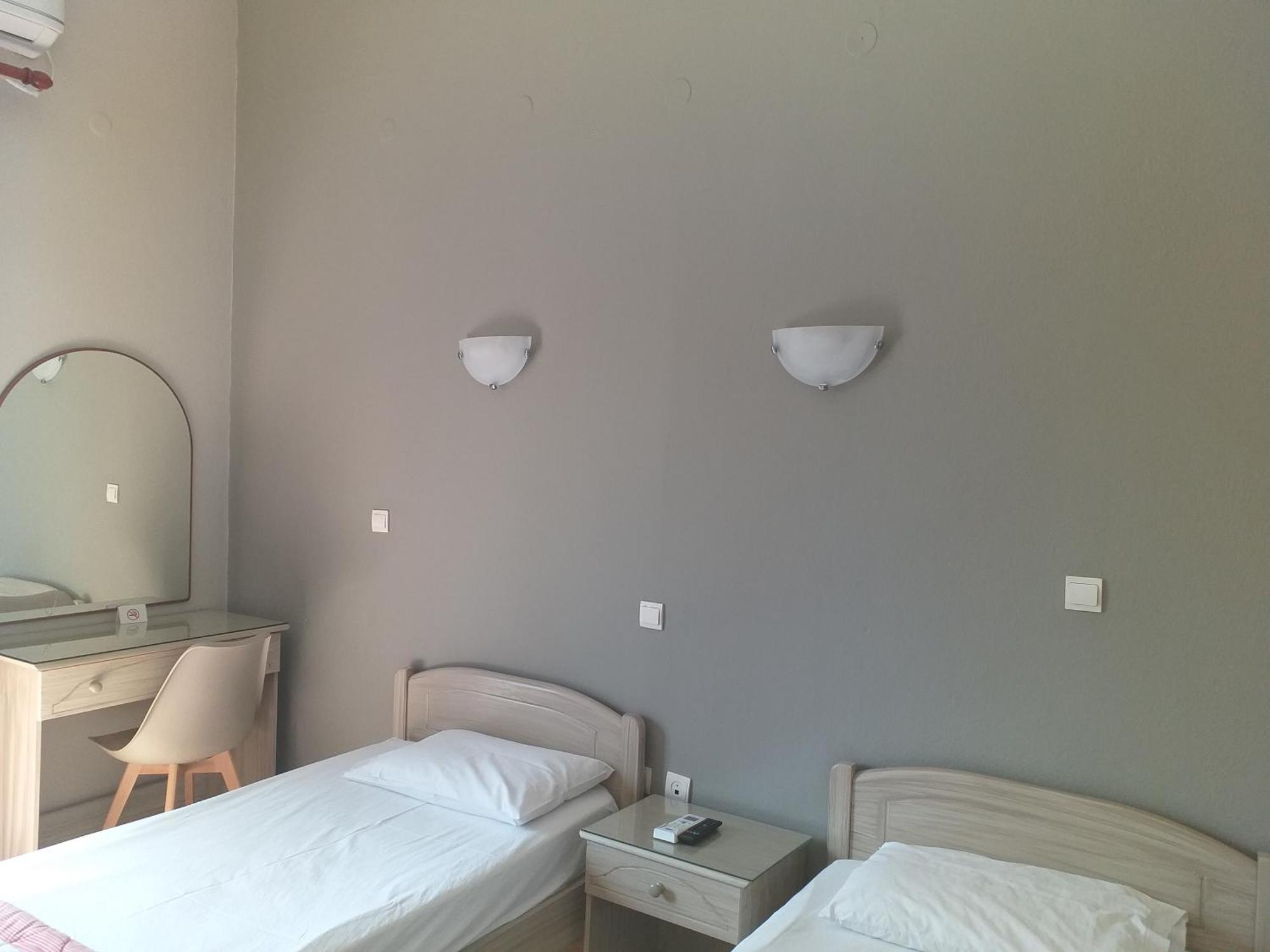 Hotel Isidora Loutros Екстериор снимка