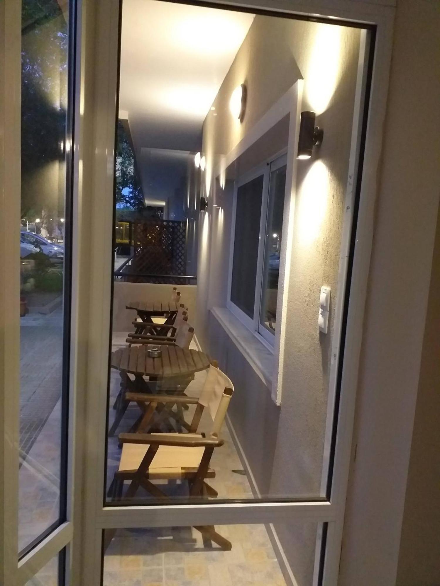Hotel Isidora Loutros Екстериор снимка