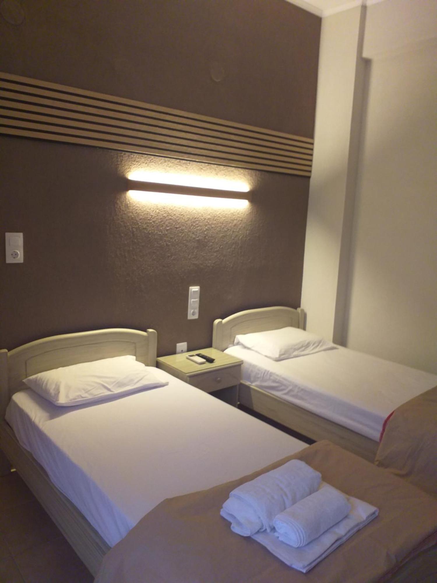 Hotel Isidora Loutros Екстериор снимка